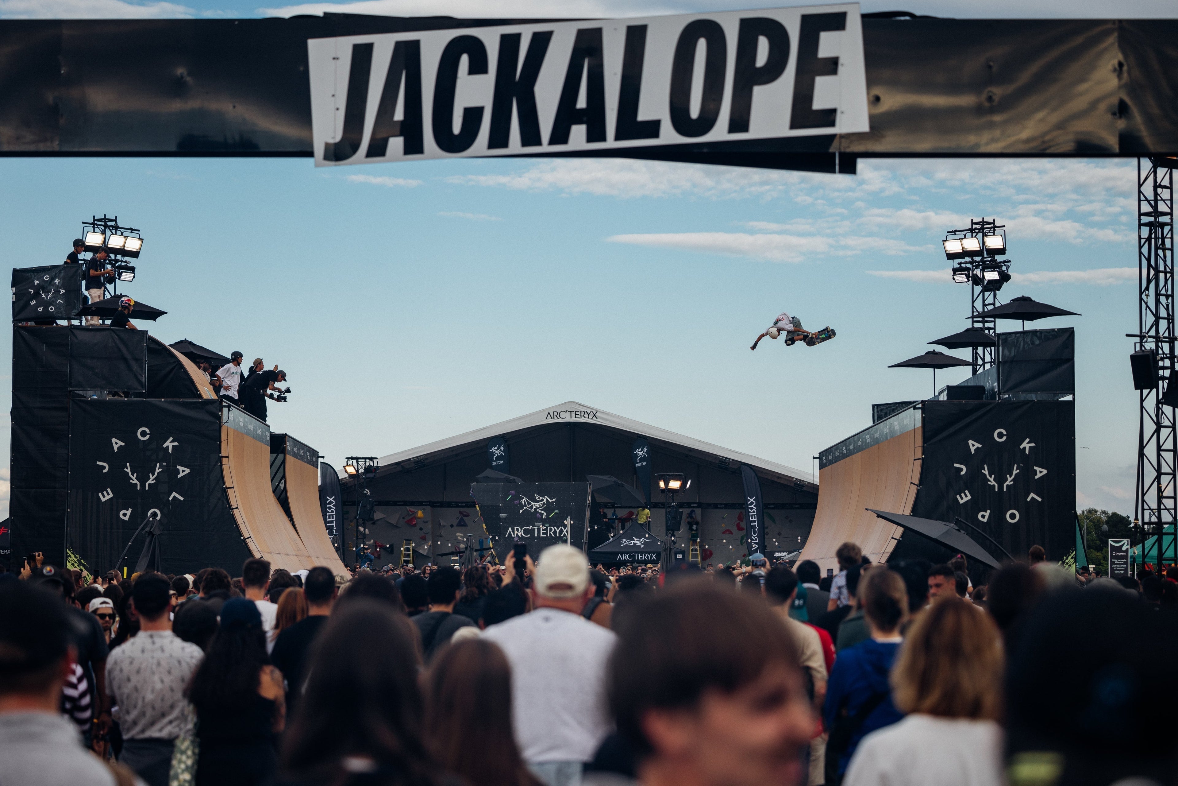 The Ultimate Checklist for Your JACKALOPE Montréal 2026 Weekend