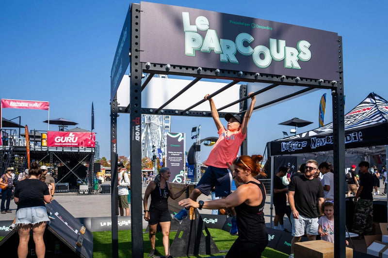 Put your muscles to the test at the Desjardins Obstacle Course!