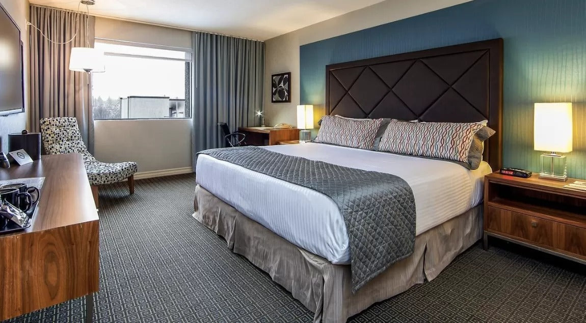 Book your hotel for the MONTREAL 2023 JACKALOPE Festival