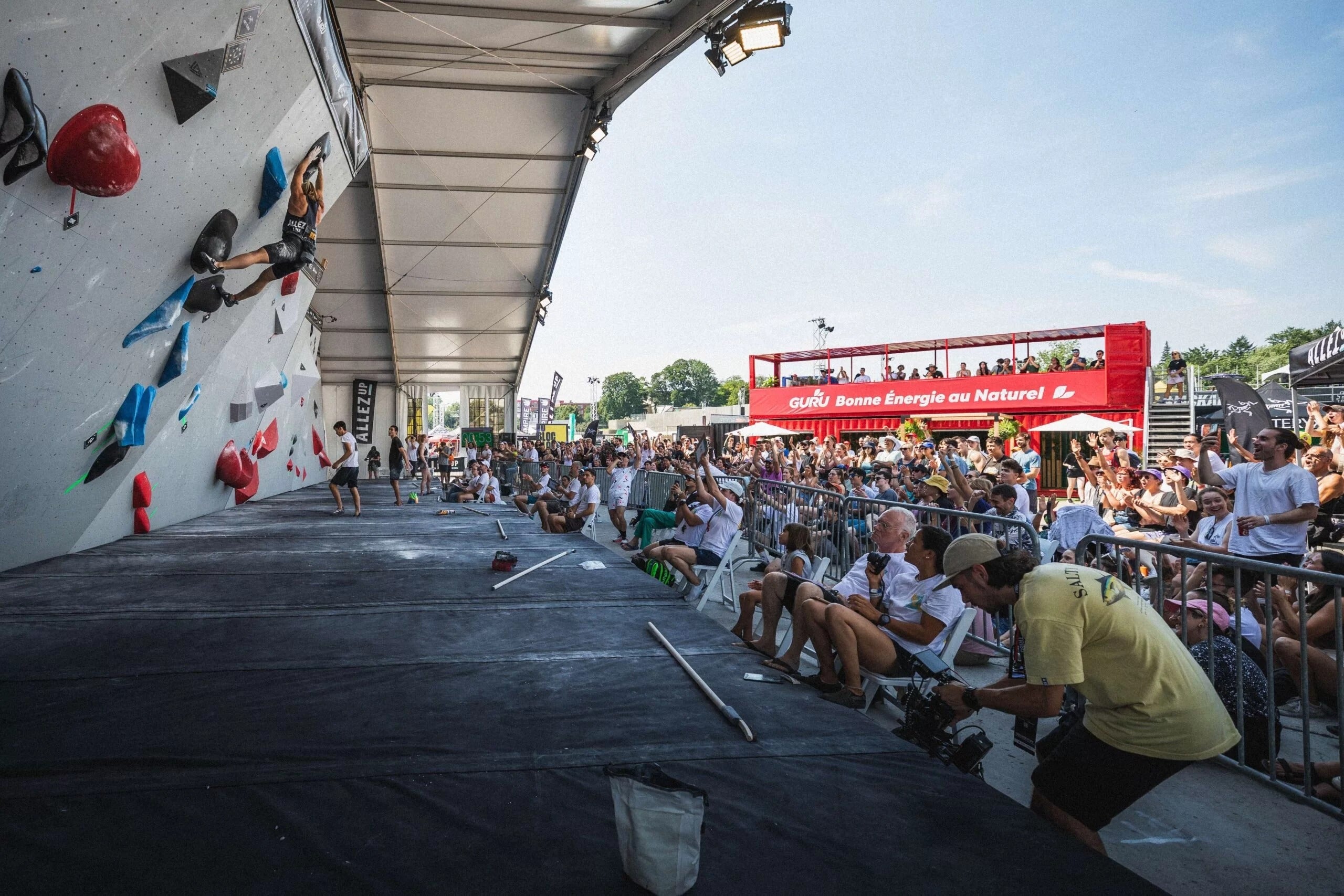 All you need to know about the bouldering competition at JACKALOPE Montreal 2023