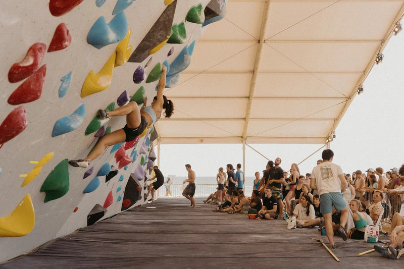 JACKALOPE VIRGINIA BEACH 2024: Highlights of the bouldering, basejump and skimboard comps