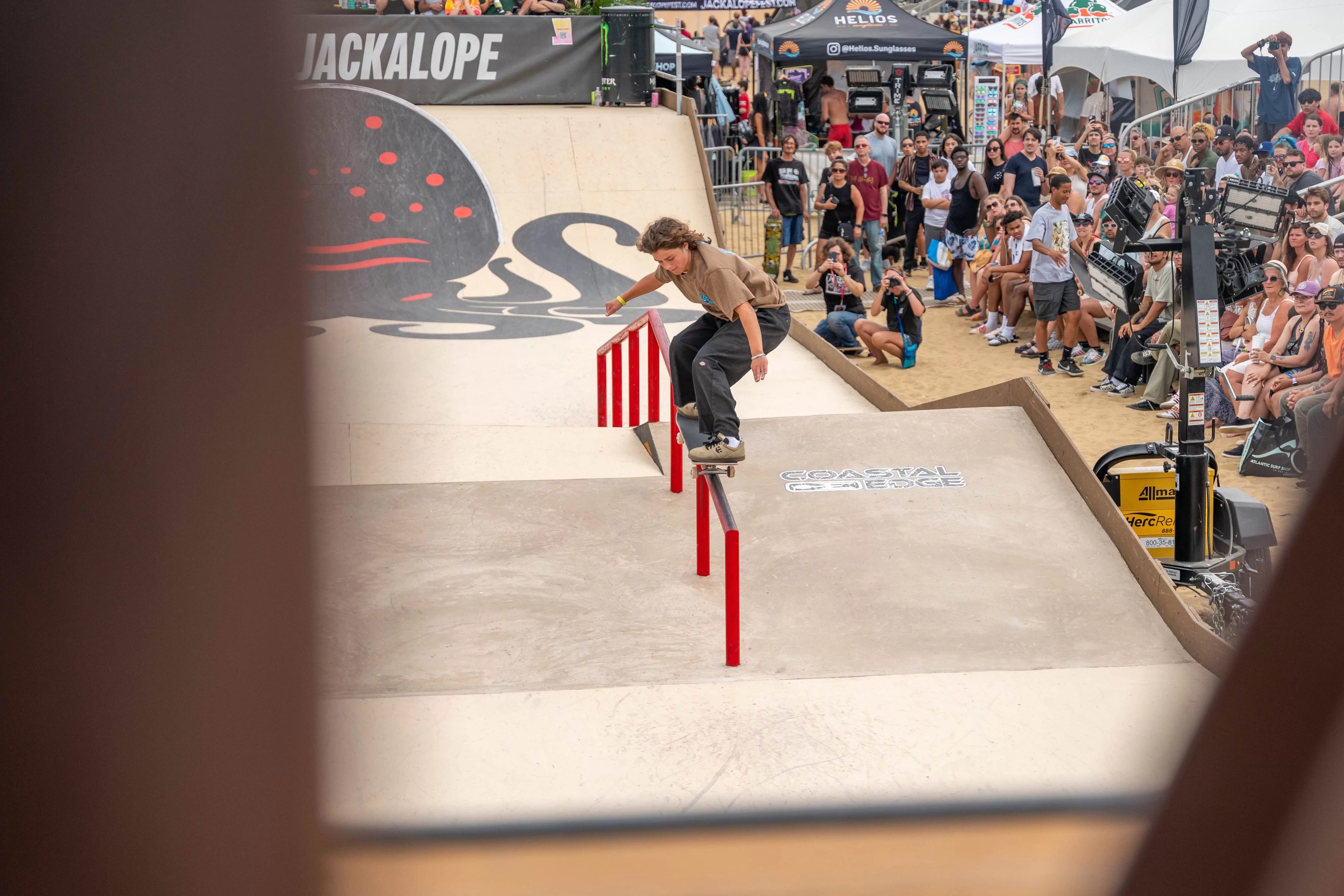 Everything You Need to Know About Skateboarding Competition at JACKALOPE Mississauga!