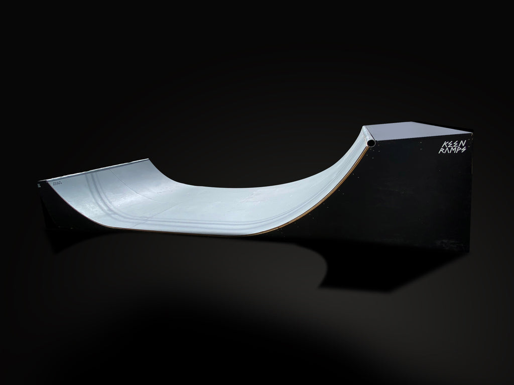 3.5' x 8' Mini Half Pipe