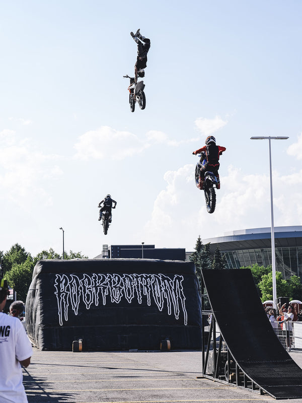 MOTO X DEMOS