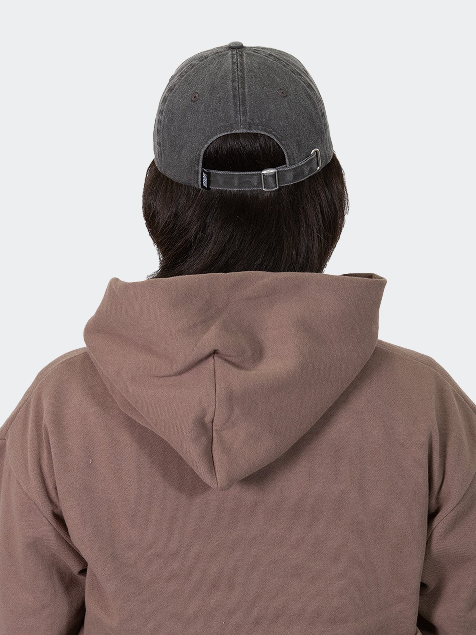 CASQUETTE BASEBALL CLASSIQUE – NOIR DÉLAVÉ